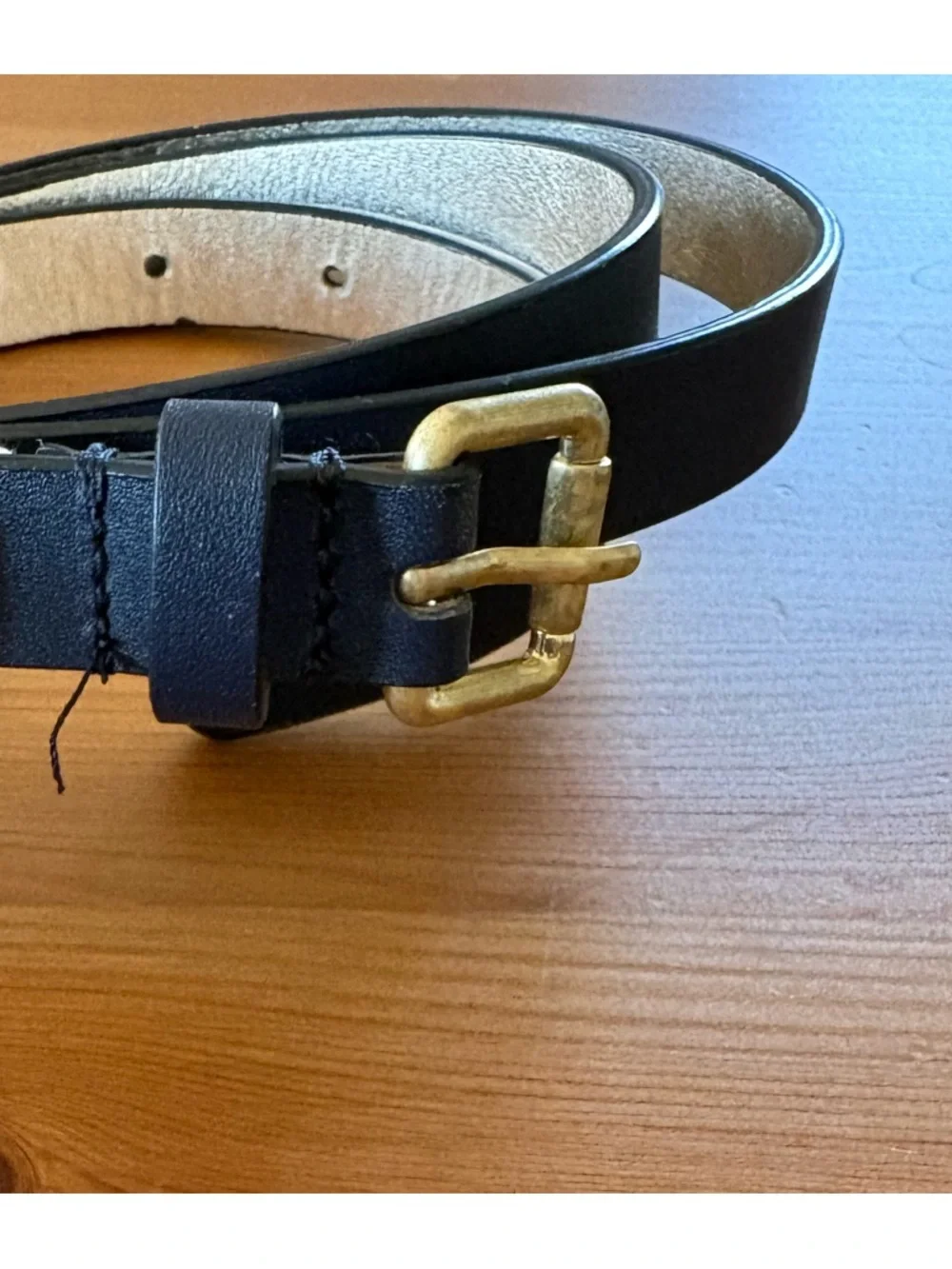 Boden Classic Leather Navy Skinny Belt Size Large Gold Square Buckle
